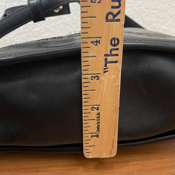 Vintage BRIGHTON Black Snakeskin Leather Adjustable Strap Shoulder Bag - Picture 9 of 16